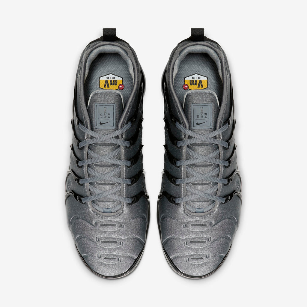 Nike Air Vapormax Plus Grey