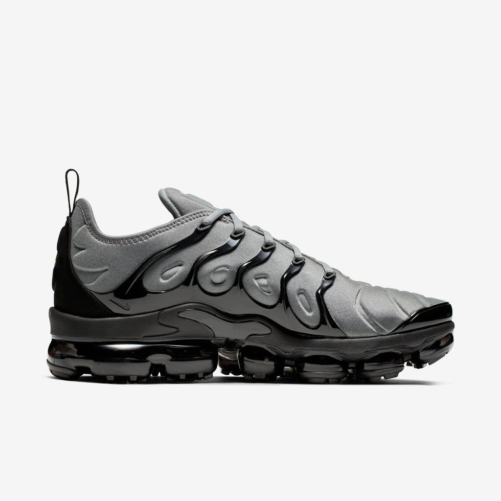 Nike Air Vapormax Plus Grey